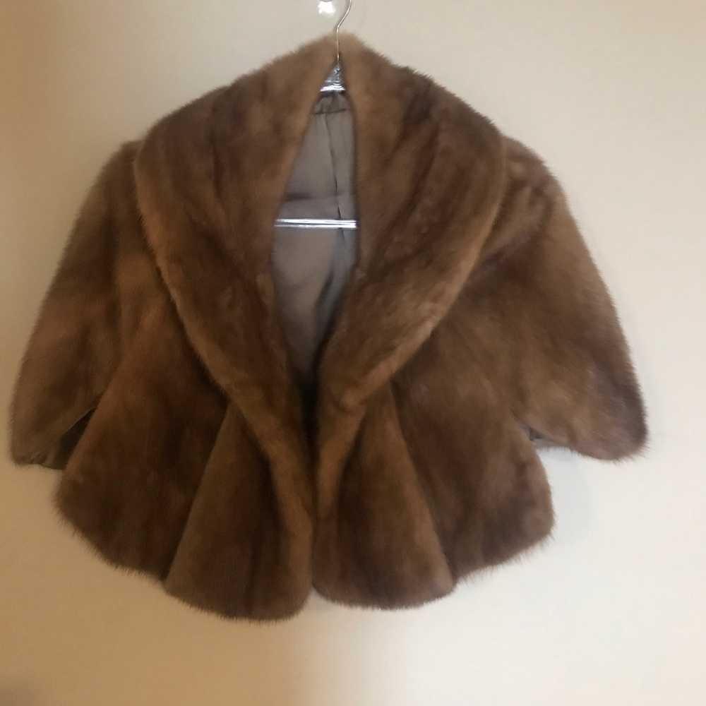 SOLD 100%Mink cape